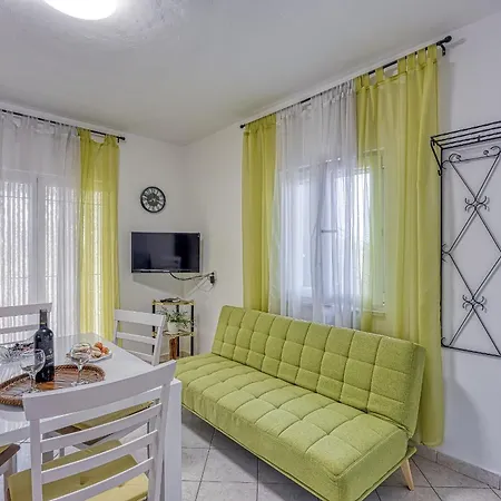 Marija Apartment Stinjan