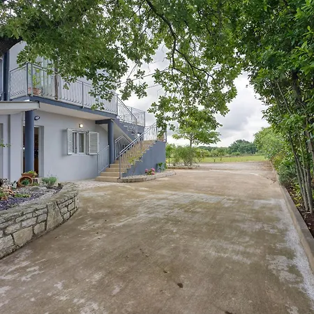Apartament Marija *